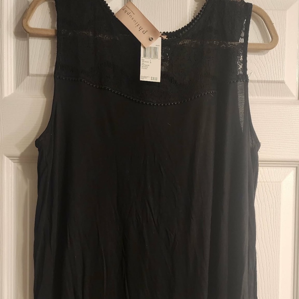 Sleeveless Black summer top